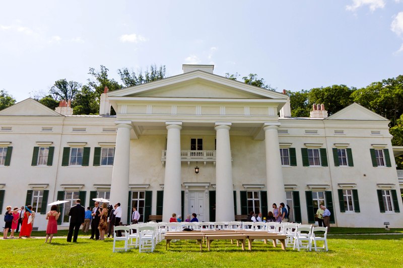 the ultimate guide to outdoor wedding venues in Northern Virginia - Morven Park wedding ceremony