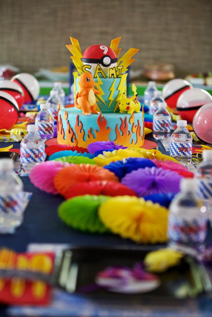 video game birthday party tablescape