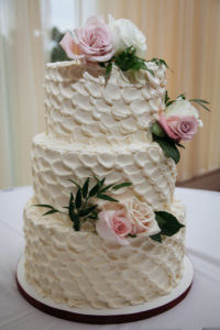 Fort Belvoir Officers Club wedding - wedding cake - white buttercream