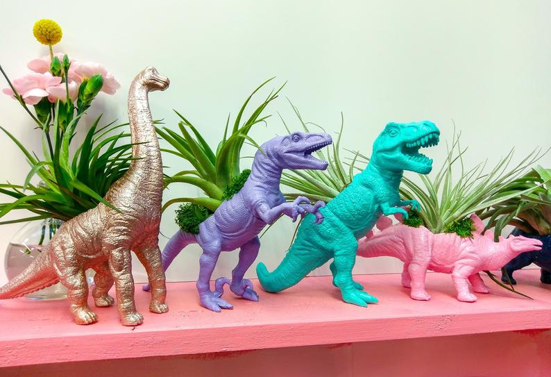 gift idea for the home - dinosaur air plant holders