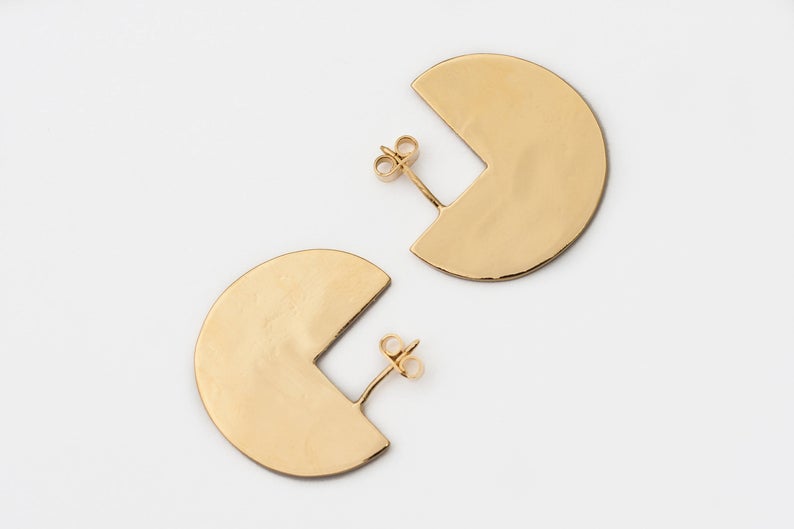 gift idea for women $50 - $100:  gold disc earrings