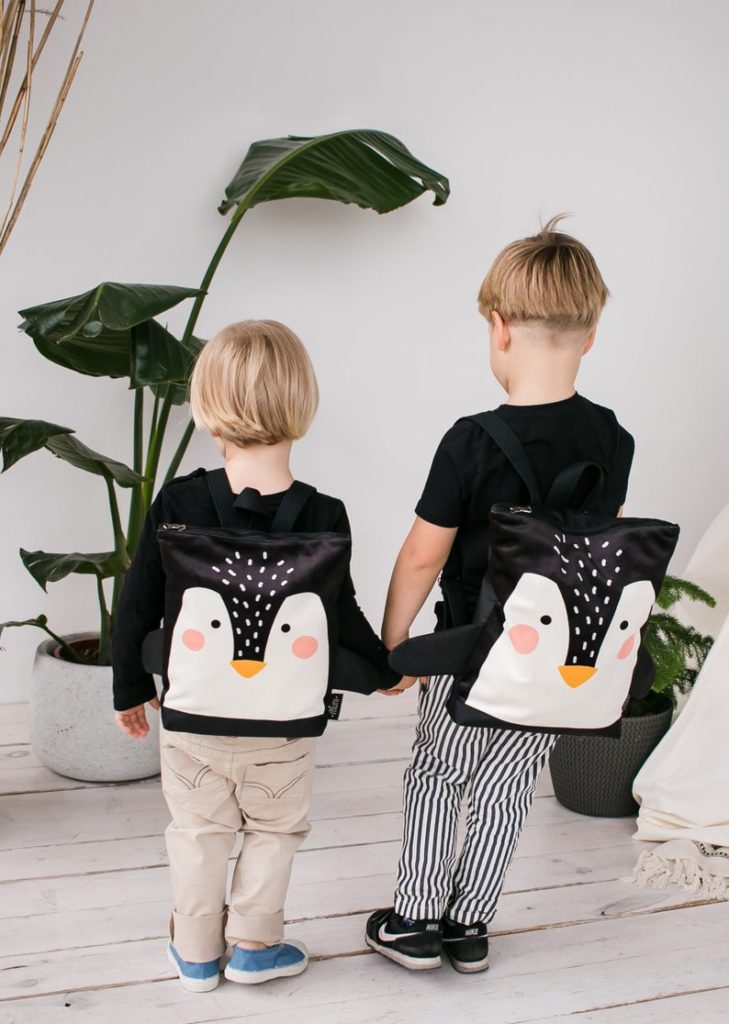 kids gift idea: penguin backpack