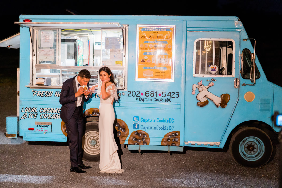 Riverside on the Potomac wedding- Bellwether Events - cookie food truck
