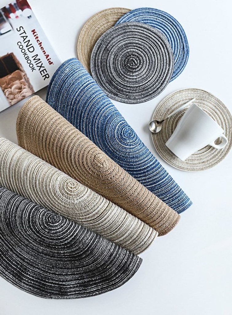 round woven place mats - romantic dinner details  - home proposal ideas 