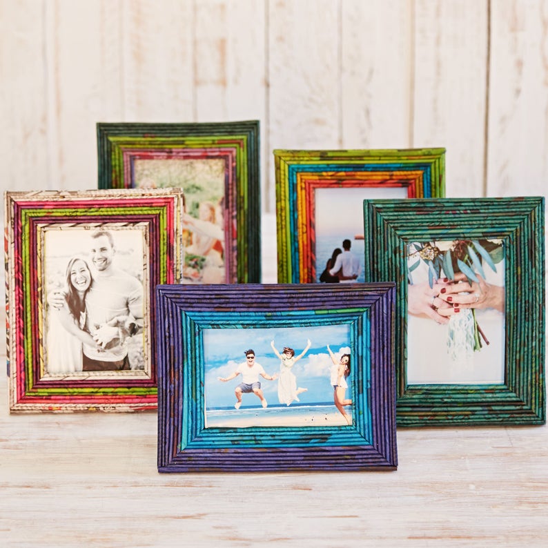 Upcycled picture frames for the shelves in your Skype Room