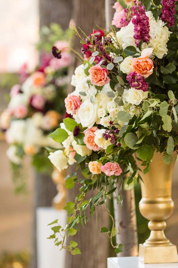 Meridian House DC wedding burgundy, dusty rose, emerald flowers