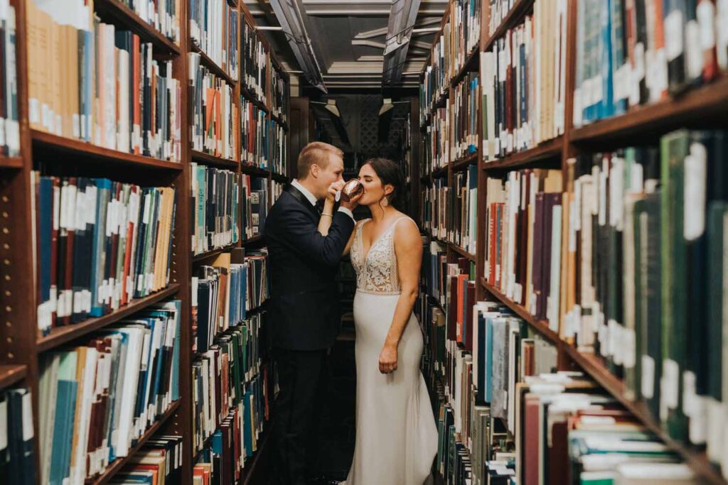 DAR DC Winter Wedding - Library theme